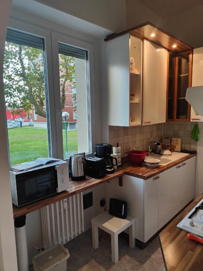 Elegante Bilocale A Con Balcone Appartamento Milano